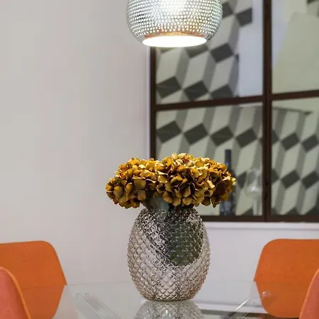 Charming Flat With Balconies Chiado District 2 Bedrooms & Ac 19th Century Building *