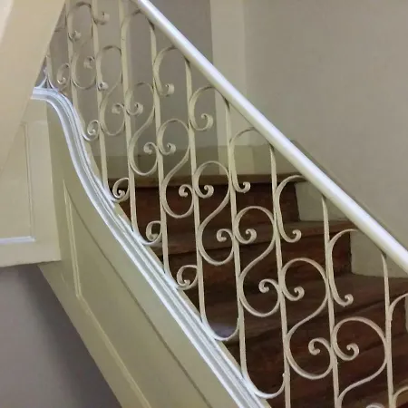 Charming Flat With Balconies Chiado District 2 Bedrooms & Ac 19th Century Building * Lisboa