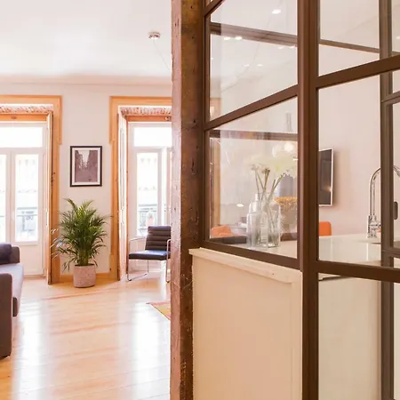 Charming Flat With Balconies Chiado District 2 Bedrooms & Ac 19th Century Building